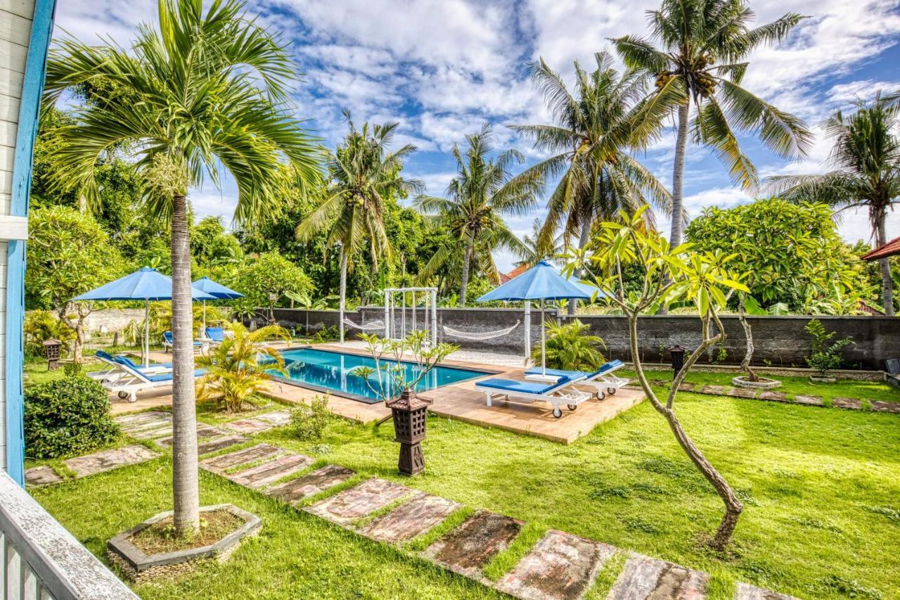 Megaland Bungalow Batununggul Exterior foto